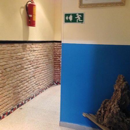 Pension Bertolin Barcelona Buitenkant foto