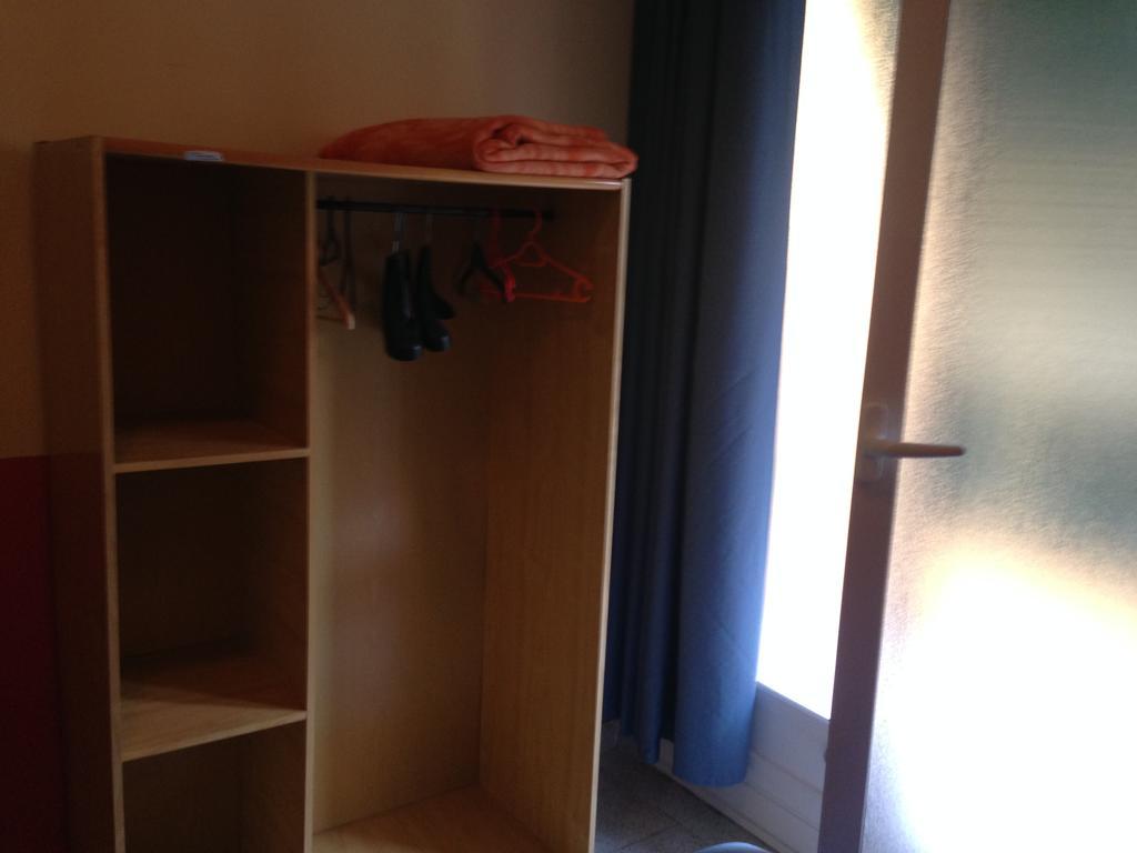 Pension Bertolin Barcelona Buitenkant foto