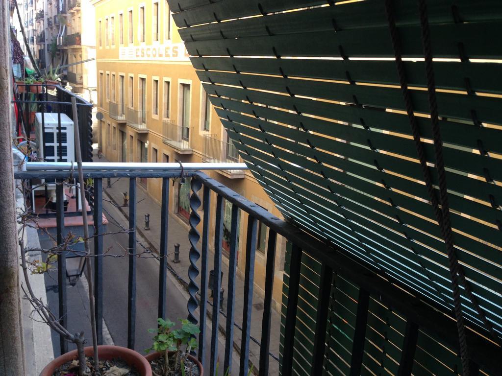 Pension Bertolin Barcelona Buitenkant foto